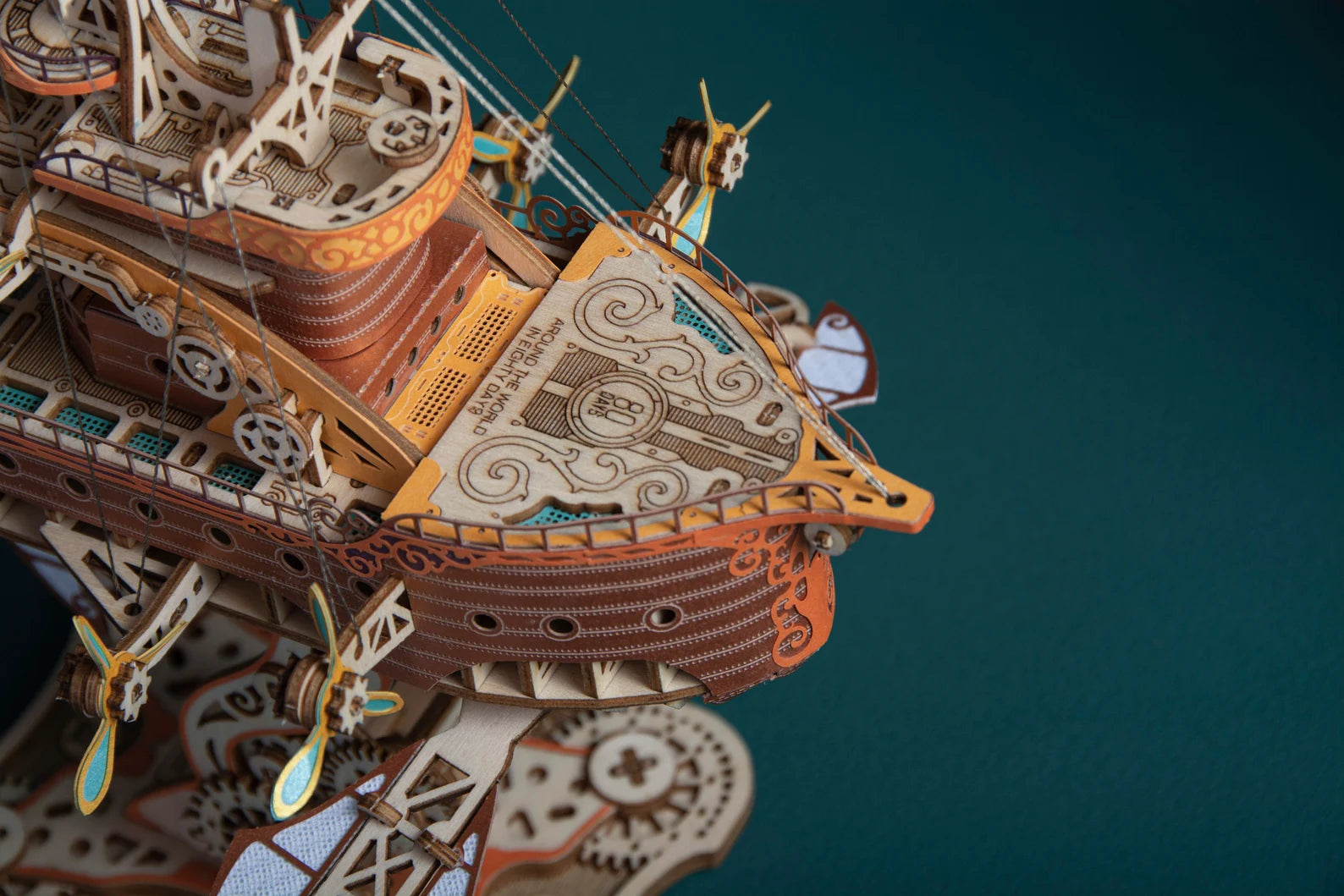 Steampunk airship – Around the World in 80 Days